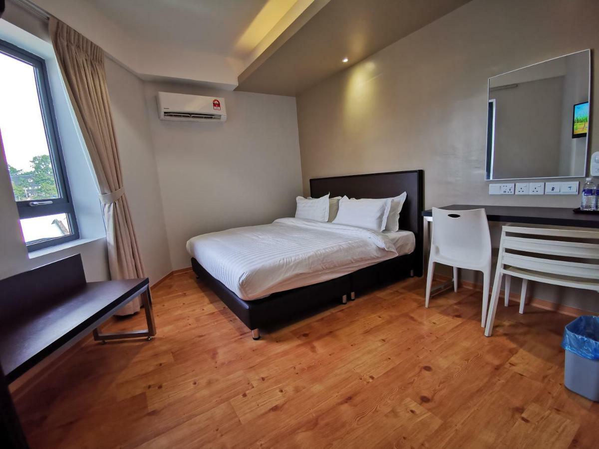 D'Green Hotel Kuching Ngoại thất bức ảnh